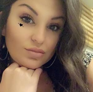 Meet your Posher, Francesca